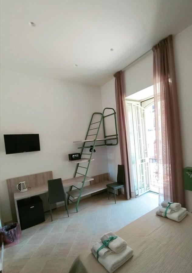 La Casa Di Halley 那不勒斯 外观 照片