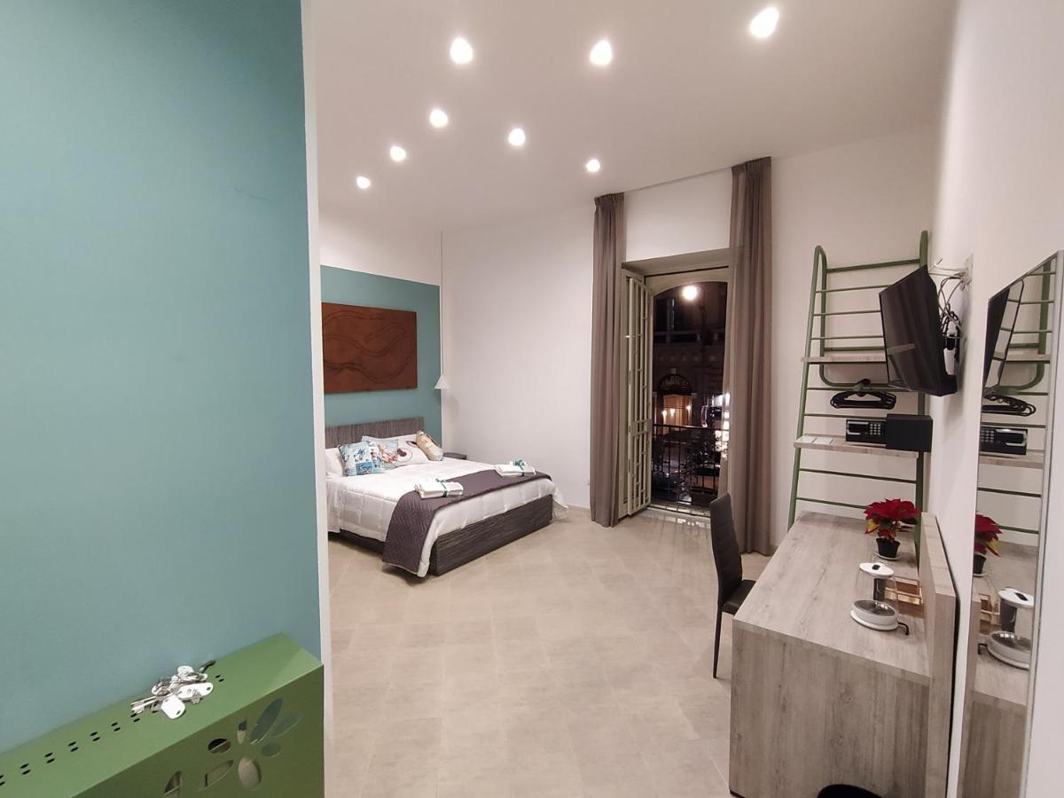 La Casa Di Halley 那不勒斯 外观 照片